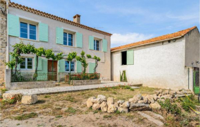 3 Bedroom Gorgeous Home In Mouriès
